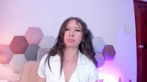 BeckyVidal online show from February 7, 7:06 pm