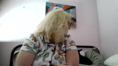 Snapshot of bedbandits chatting on September 8, 11:04 pm Bedbandits69 online show from September 8, 11:04 pm