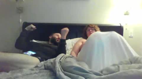 Snapshot of bedbandits chatting on December 7, 2:08 pm Bedbandits69 online show from December 7, 2:08 pm