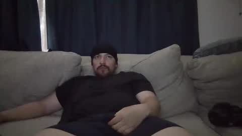 Snapshot of beefystick93 chatting on March 8, 6:58 pm beefystick93 online show from March 8, 6:58 pm