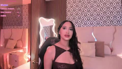 BELLA online show from April 1, 1:01 pm