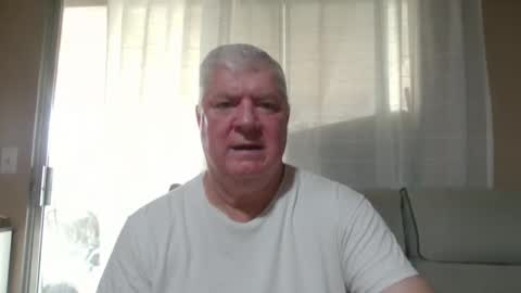 Just Me Nothing More or Less online show from December 5, 5:55 pm