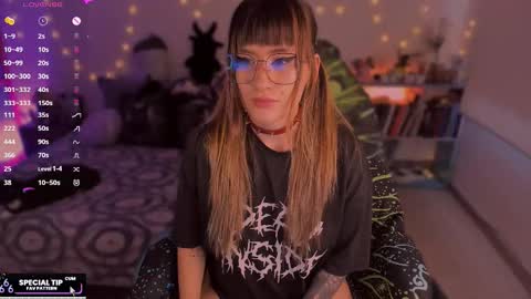       online show from September 12, 8:55 pm