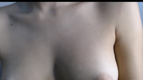 Snapshot of bela1x chatting on October 27, 3:39 am bela online show from October 27, 3:39 am