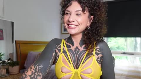 BelenOsqura online show from April 1, 3:29 am