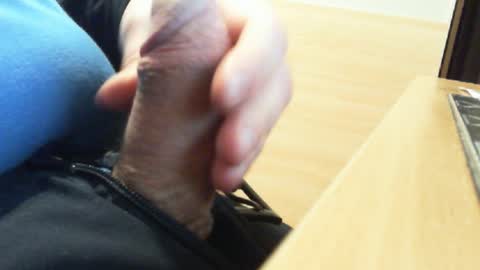 Snapshot of belgianfatcock chatting on January 28, 4:52 pm belgianfatcock online show from January 28, 4:52 pm