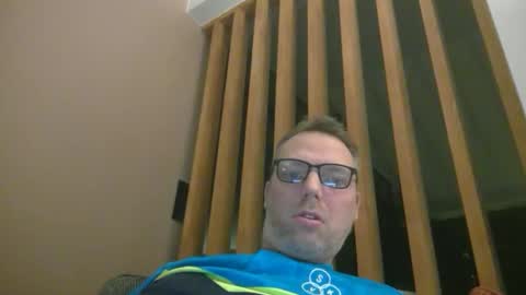 belgianordenary online show from December 14, 10:49 pm