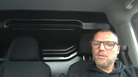 Snapshot of belgianordenary chatting on December 12, 12:12 pm belgianordenary online show from December 12, 12:12 pm