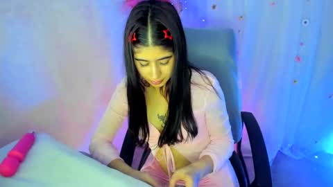 modelo independiente online show from September 30, 12:54 am