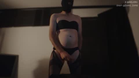 Dee Belinda X online show from January 2, 5:35 am