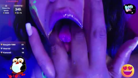 Bell Jhons online show from February 28, 6:54 am