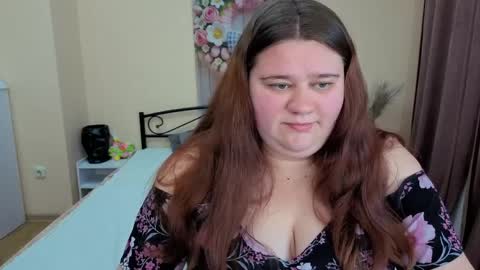 bella_blvack online show from April 2, 12:23 pm