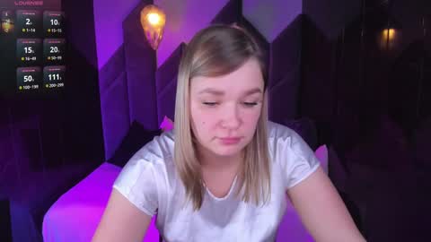 Snapshot of bella_cosmos chatting on March 12, 11:53 am Bella online show from March 12, 11:53 am