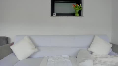 Anna  online show from February 17, 9:52 am