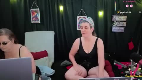 Bella James online show from November 28, 6:48 pm