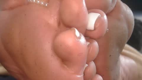 Snapshot of bella_sexy_feet chatting on February 26, 11:41 pm bella_sexy_feet online show from February 26, 11:41 pm