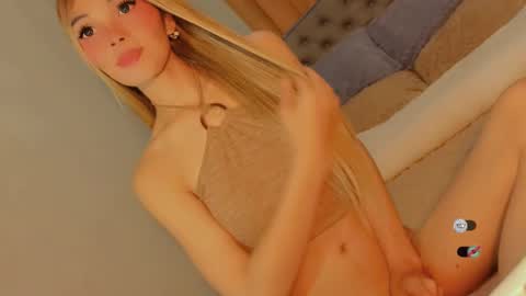 Bella online show from September 25, 3:13 am