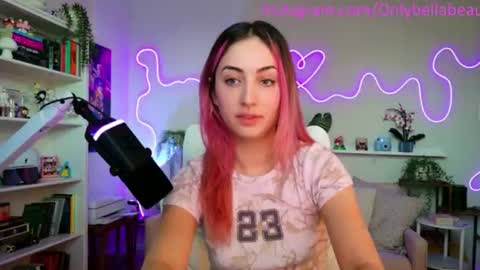 bella beau online show from June 18, 1:11 am