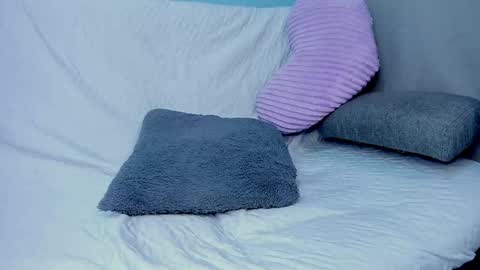 Betsy online show from December 3, 8:44 am