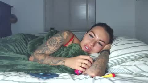 Bella Black online show from January 14, 11:02 pm