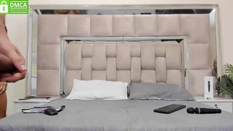 BELLA online show from March 12, 3:40 pm