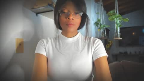 Bellah online show from April 3, 8:38 pm