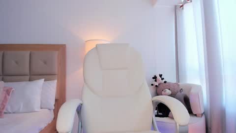 Bella Mia online show from September 12, 7:16 pm