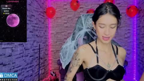 Snapshot of bellaodisea chatting on October 7, 7:32 pm online show from October 7, 7:32 pm