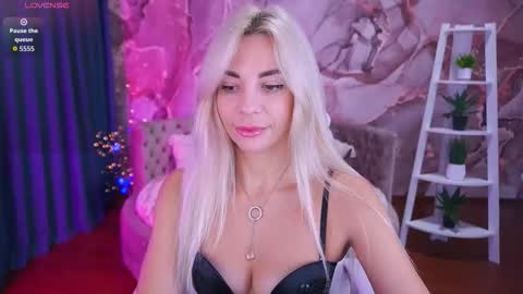 Bella online show from December 5, 7:18 am