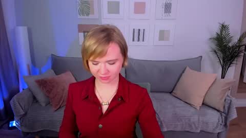 bellasmittssy online show from April 12, 5:00 am