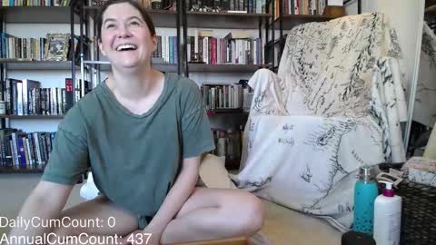 BellaStrange69 online show from March 27, 5:36 pm