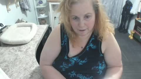 Bellavoca online show from August 7, 11:03 pm