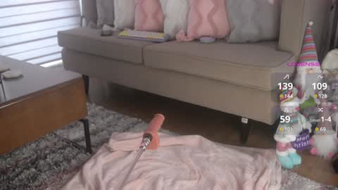 Belle Adrienne  IG  online show from January 4, 4:33 am