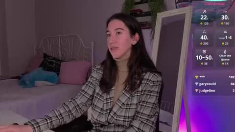 Bella online show from October 17, 4:33 pm