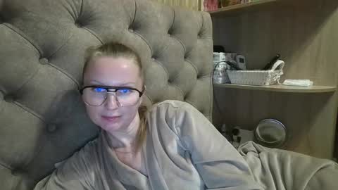 Snapshot of belleamiee chatting on October 9, 7:30 pm Amelia online show from October 9, 7:30 pm