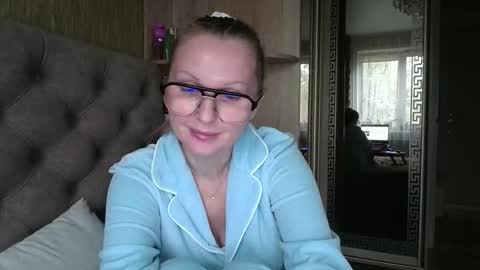 Snapshot of belleamiee chatting on October 2, 1:32 pm Amelia online show from October 2, 1:32 pm