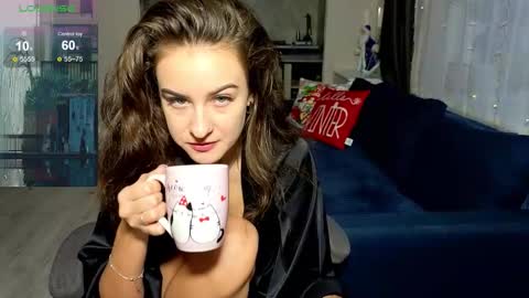 BelleWild online show from December 19, 4:41 am