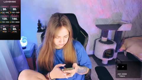 Snapshot of bellezza_ chatting on January 12, 1:16 pm Your Annabelle Wolf online show from January 12, 1:16 pm