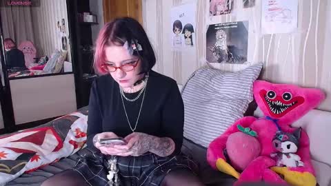 Viki online show from November 13, 3:15 pm