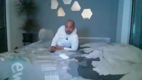 benbare13 online show from March 10, 10:34 pm