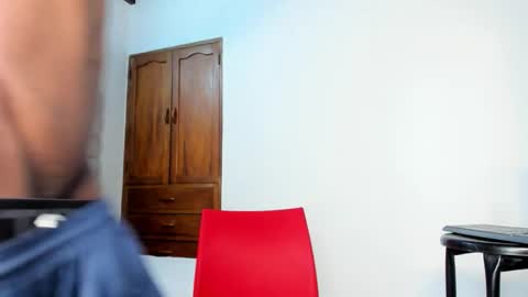    online show from November 20, 8:28 pm