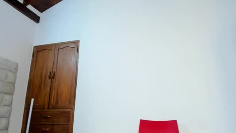    online show from December 3, 8:42 pm