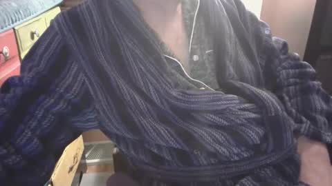 bendrinkin online show from April 8, 8:17 am