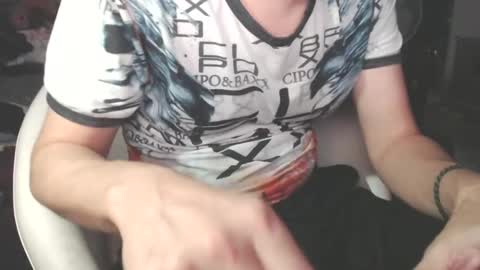 benijamin online show from December 15, 10:58 pm