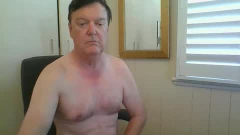 benjoid online show from November 25, 4:55 am