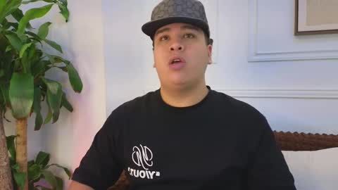 bennett_alejoo online show from April 11, 7:18 pm