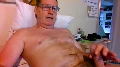 bennybutterfly007 online show from June 23, 7:38 am