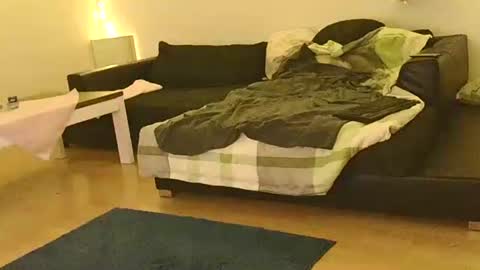 Benutzmich0800 online show from February 26, 1:46 am