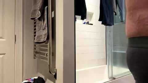 benz10001 online show from April 5, 1:19 pm