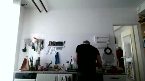 Martin online show from January 17, 11:30 am